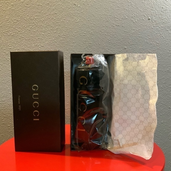 GUCCI x BIANCHI Black Crest Logo Water Bottle - Picture 8 of 11
